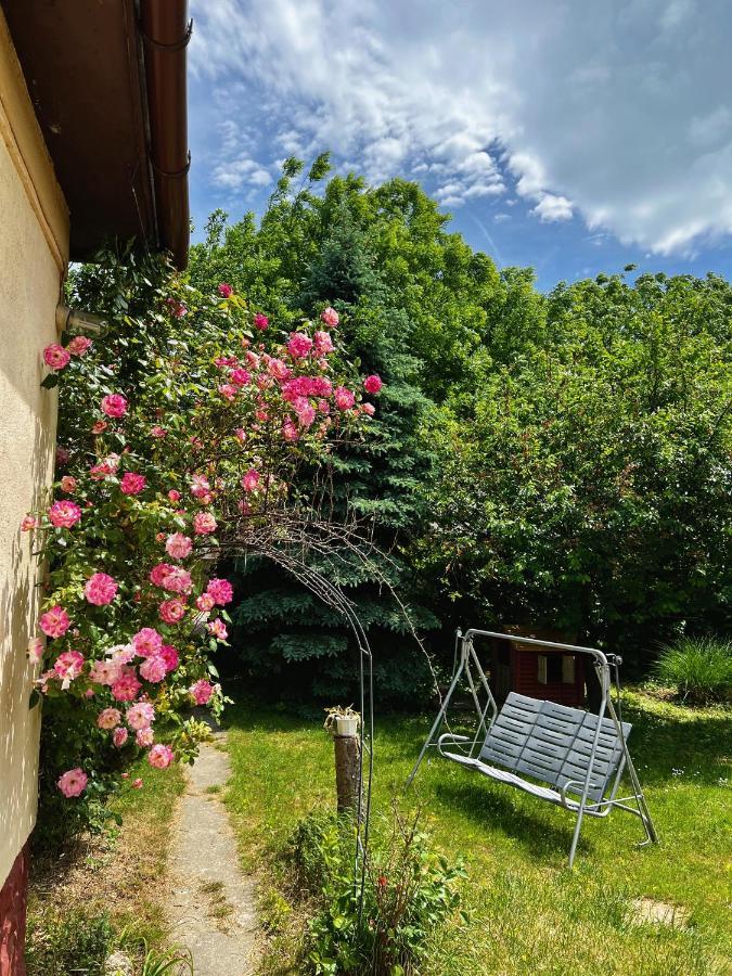 Csodakertes Kishaz Balatonfuzfon Exteriér fotografie